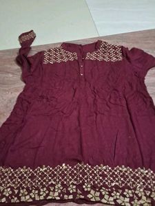 Embroidered Maroon Kurta