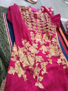 Elegant Pink &amp; Gold Embroidered Kurta Set