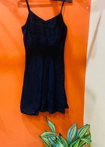 BLACK DRESS FOR PARTY