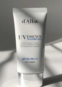 d'Alba UV Essence Waterfull+ Sun Cream