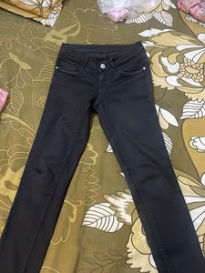 Classic Black Skinny Jeans