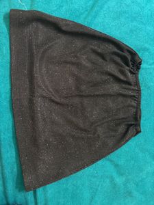 Slit cut shimmer skirt