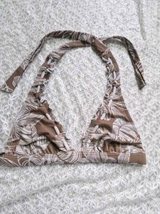 Stylish Tropical Print Bikini Top