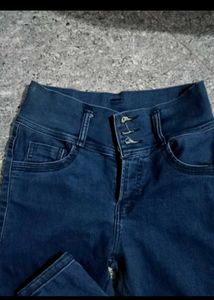 women nevy blue jeans❤️