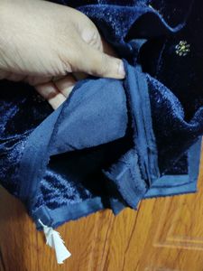 New 1 Meter Velvet Beautiful Blouse Piece