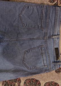 Light blue jeans for girls