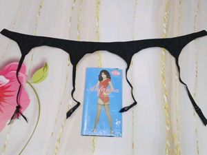 (1441)Vintage Anfarra Garter Belt