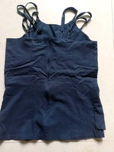 Chic Navy Blue Sleeveless Top