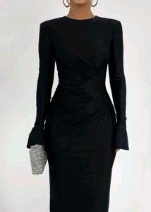 Elegant Black Bodycon Dress