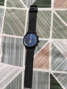 Stylish Black Wristwatch