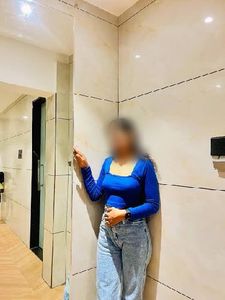 Ribbed Blue Square Neck Cropped Top