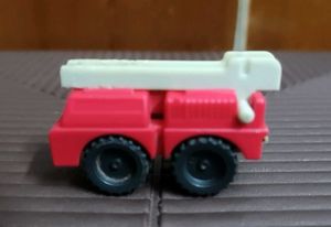 4 kinderjoy vehicle toys