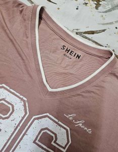 SHEIN "Le Sports 96" Cropped T-Shirt