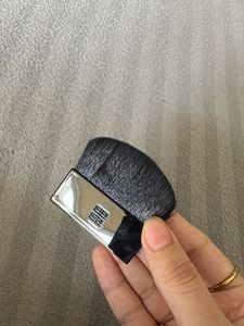 Givenchy Makeup Brush
