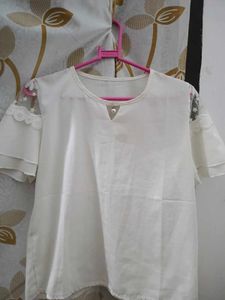 White Lace Detail Top🤍