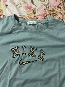 Nike Women's Vintage Graphic T-Shirt
