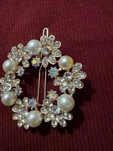 Elegant Pearl &amp; Crystal Hair Clip