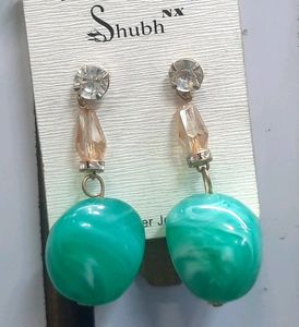 Trendy Fancy Super Quality Stone Earrings