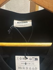 Bershka Cute Black Ribbed Tank Top – XS brand new