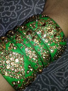 Parrot color💚 Double Bangles Set