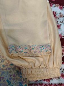 Beautiful  yellow    fleece cotton  Floral Kurta S
