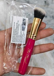 Too Faced Concealer Brush