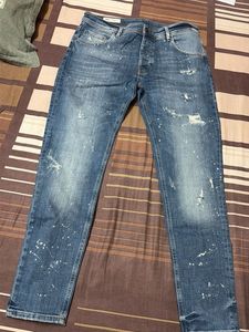 Zara Distressed Paint Splatter Jeans