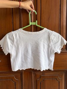 Cute White Cropped T-Shirt