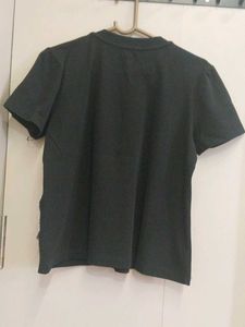 Stylish Black Sequin Embellished T-Shirt