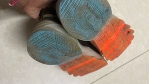 WOMen's Black Sport Shoes