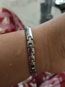 Elegant Silver-Tone Ladies Watch