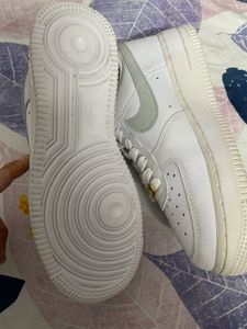nike air sneakers
