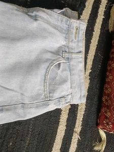 baggy jeans