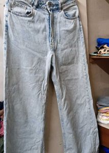Light Wash Wide Leg Jeans