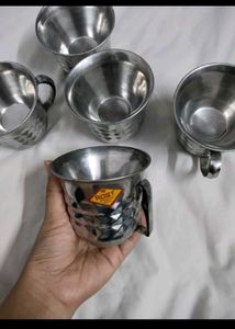 Set of 5 stainless steel cups