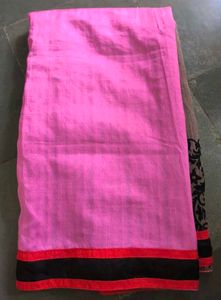 Pink Saree with Border 🩶🩷