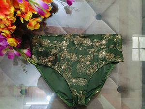 🎀Stylish High-Waisted Bikini Bottom🎀