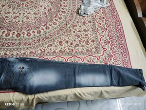 Men's Blue Wash Jeans