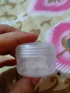 episoft Ac moisturizer with microencapsulated Suns
