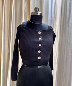 Ribbed Off-Shoulder Button-Up Cropped Top