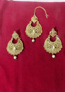 Elegant Gold-Tone Jewelry Set