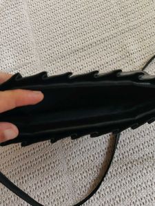 Chic Black Leather Crossbody Bag