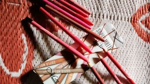 Super Matte Lip Liner In Various Colours