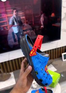 Crocs Superman