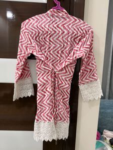 Red &amp; White Geometric Print Kurta