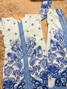 White &amp; Blue Printed Kurta with Pants