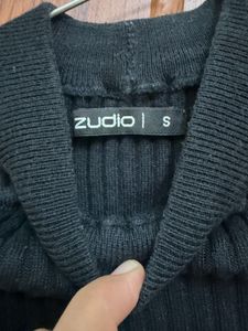 Black Ribbed Cold Shoulder Turtleneck Top
