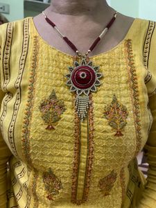 Elegant Maroon Statement Necklace