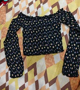 Off-Shoulder Ditsy Print Long Sleeve Crop Top