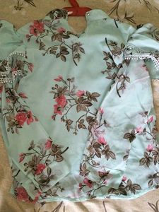 Beautiful Floral Print top  with long sleeves